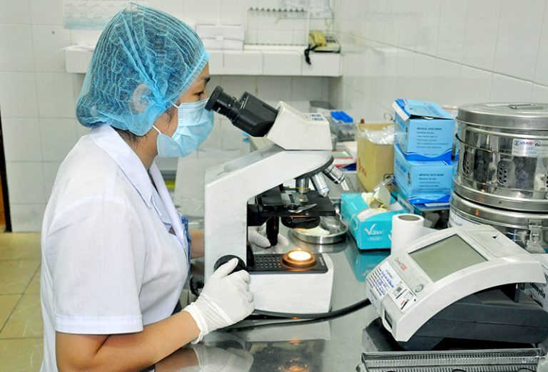 Mức lương khởi điểm của ngành Xét nghiệm Y học năm 2019
